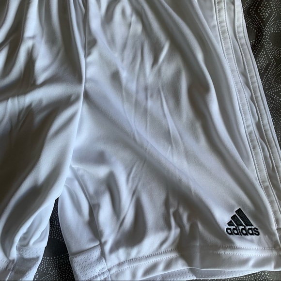 Adidas white shorts - Picture 2 of 4